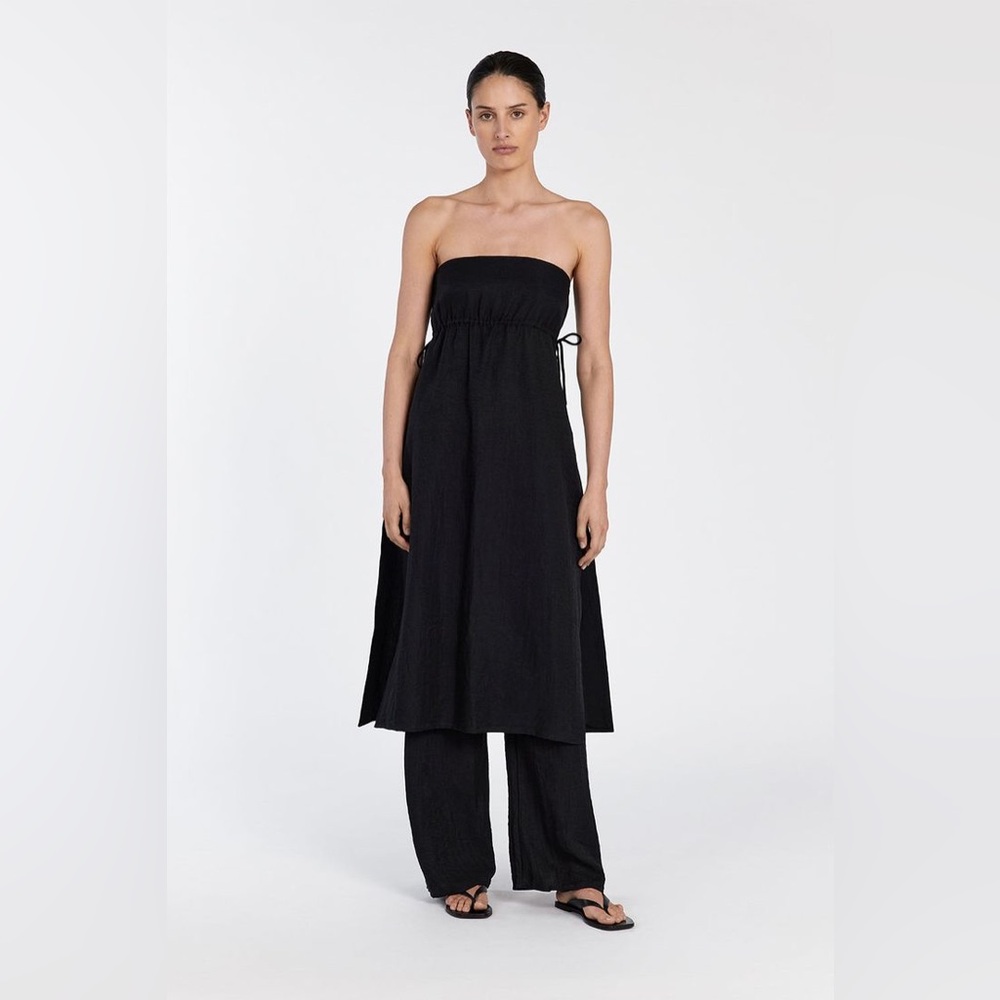 DISSH Mei Linen Blend Tunic Top in Black adjustable ties and zip closure